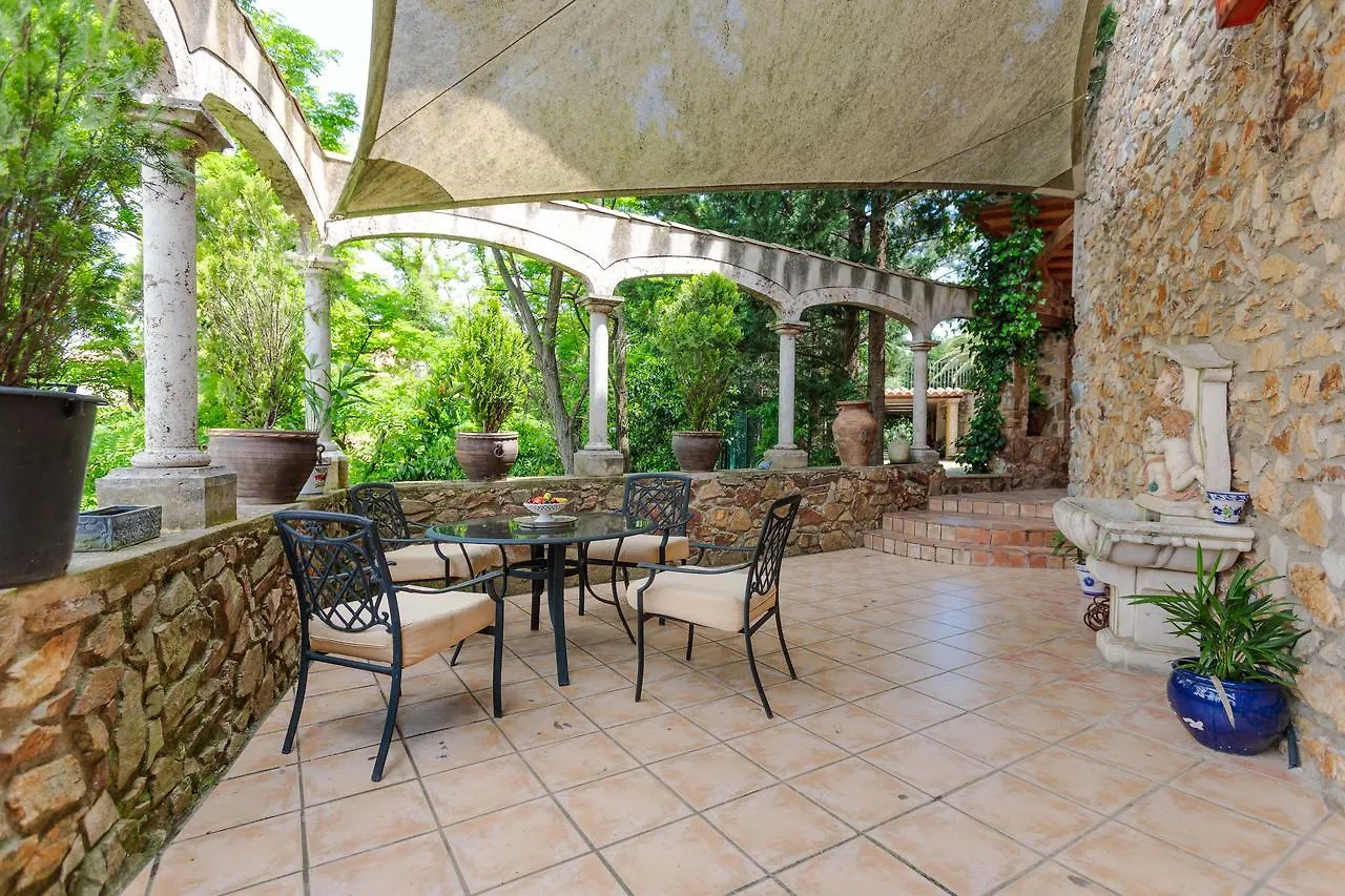 Flateli Angles Villa